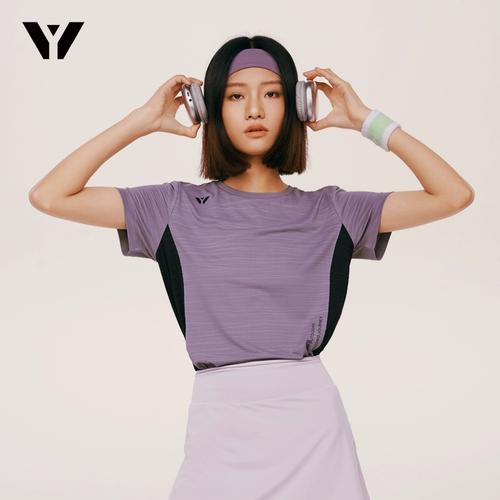 夏日運(yùn)動新風(fēng)尚 速干拼接瑜伽上衣的透氣時尚魅力